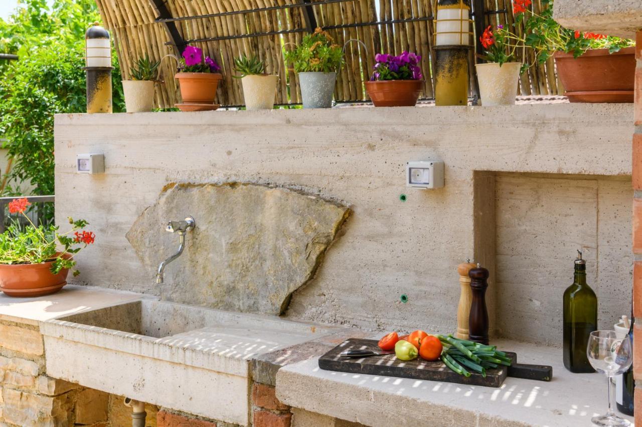 Rustic Istrian House Varesco Крница Екстер'єр фото