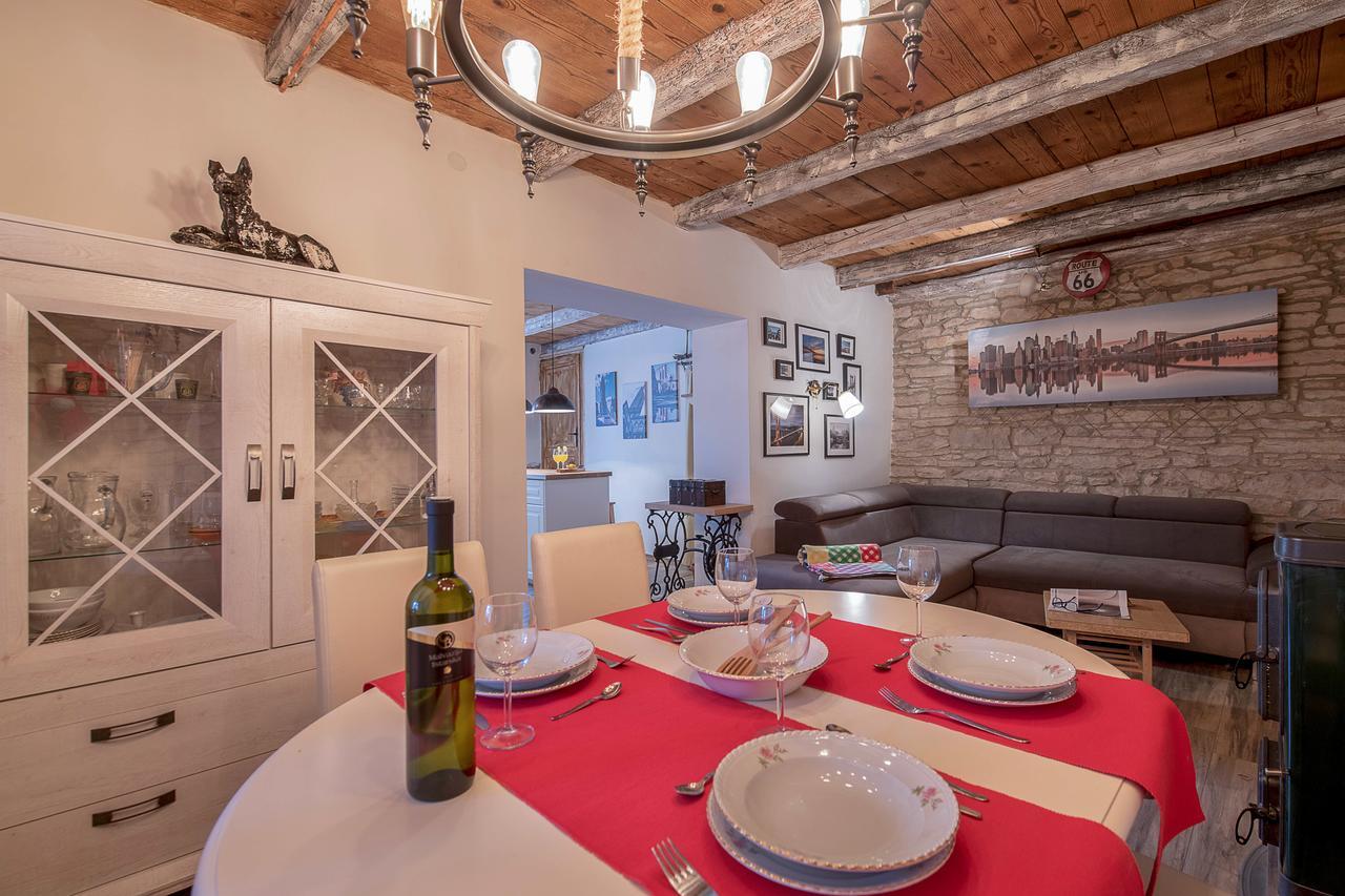 Rustic Istrian House Varesco Крница Екстер'єр фото