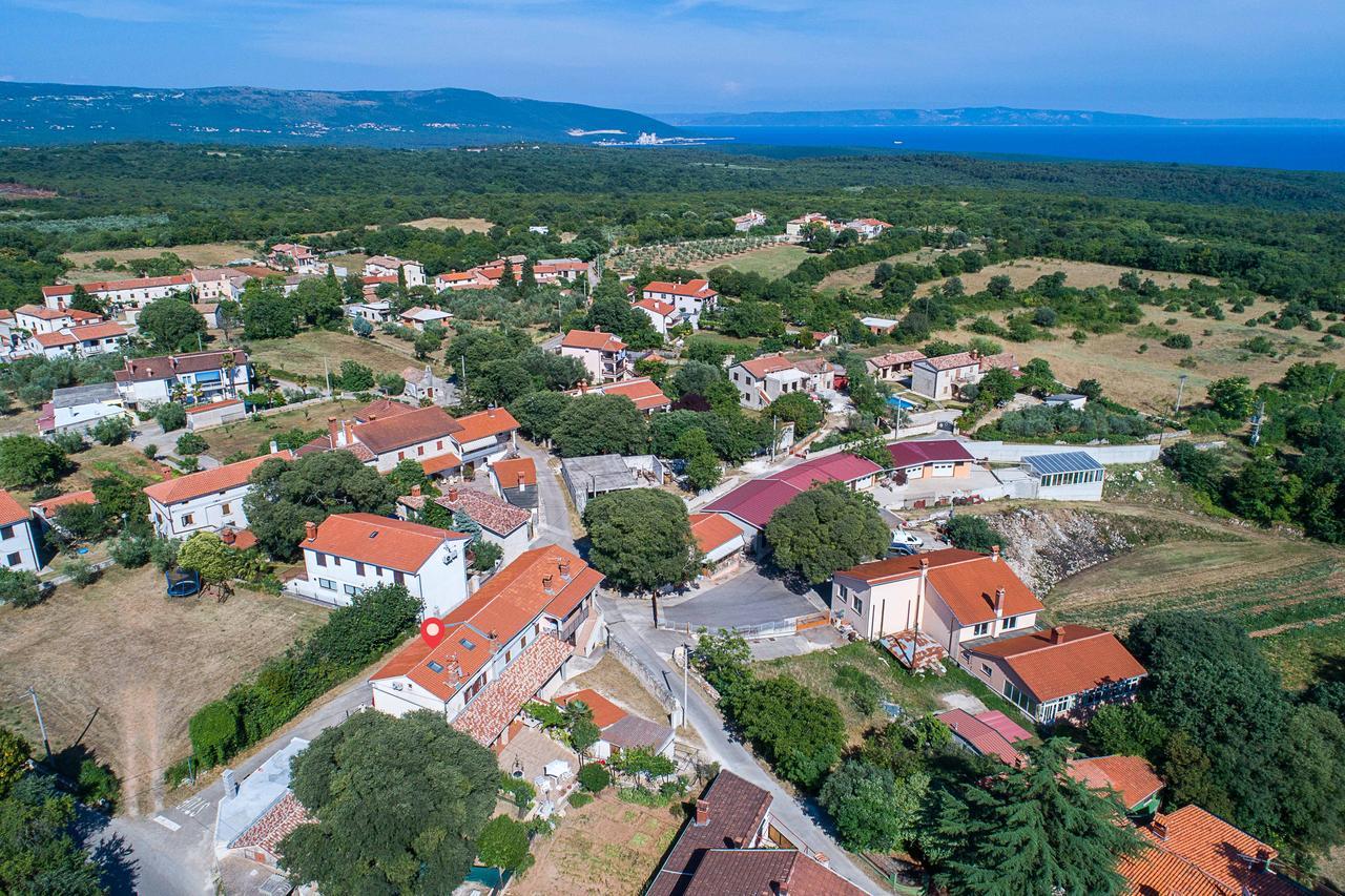 Rustic Istrian House Varesco Крница Екстер'єр фото