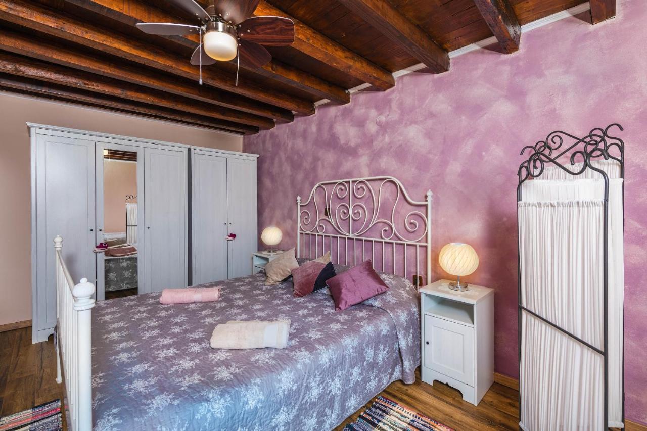 Rustic Istrian House Varesco Крница Екстер'єр фото